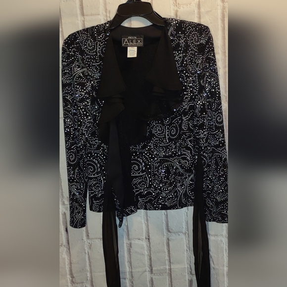 Alex Evening Blouse - Picture 4 of 6